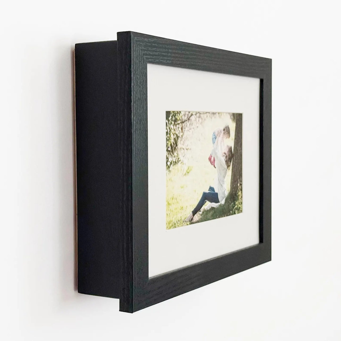 Black, 8x10 Concealment Picture Frame Horizontal